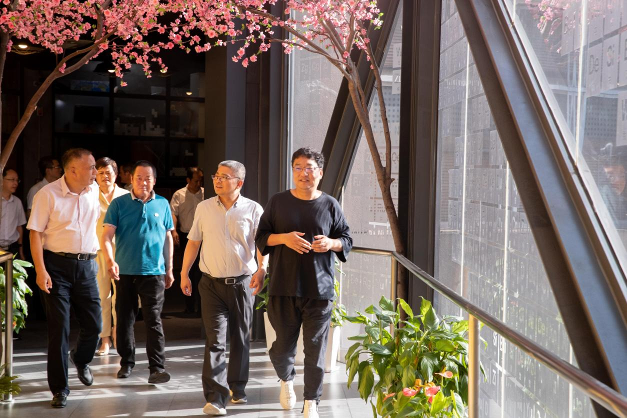 余杭区政协主席沈昱等领导一行莅临博多考察调研