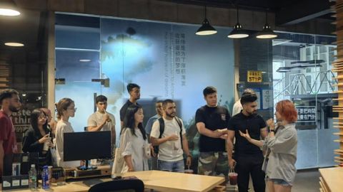 校企合作|浙江财经大学留学生走进博多集团参访